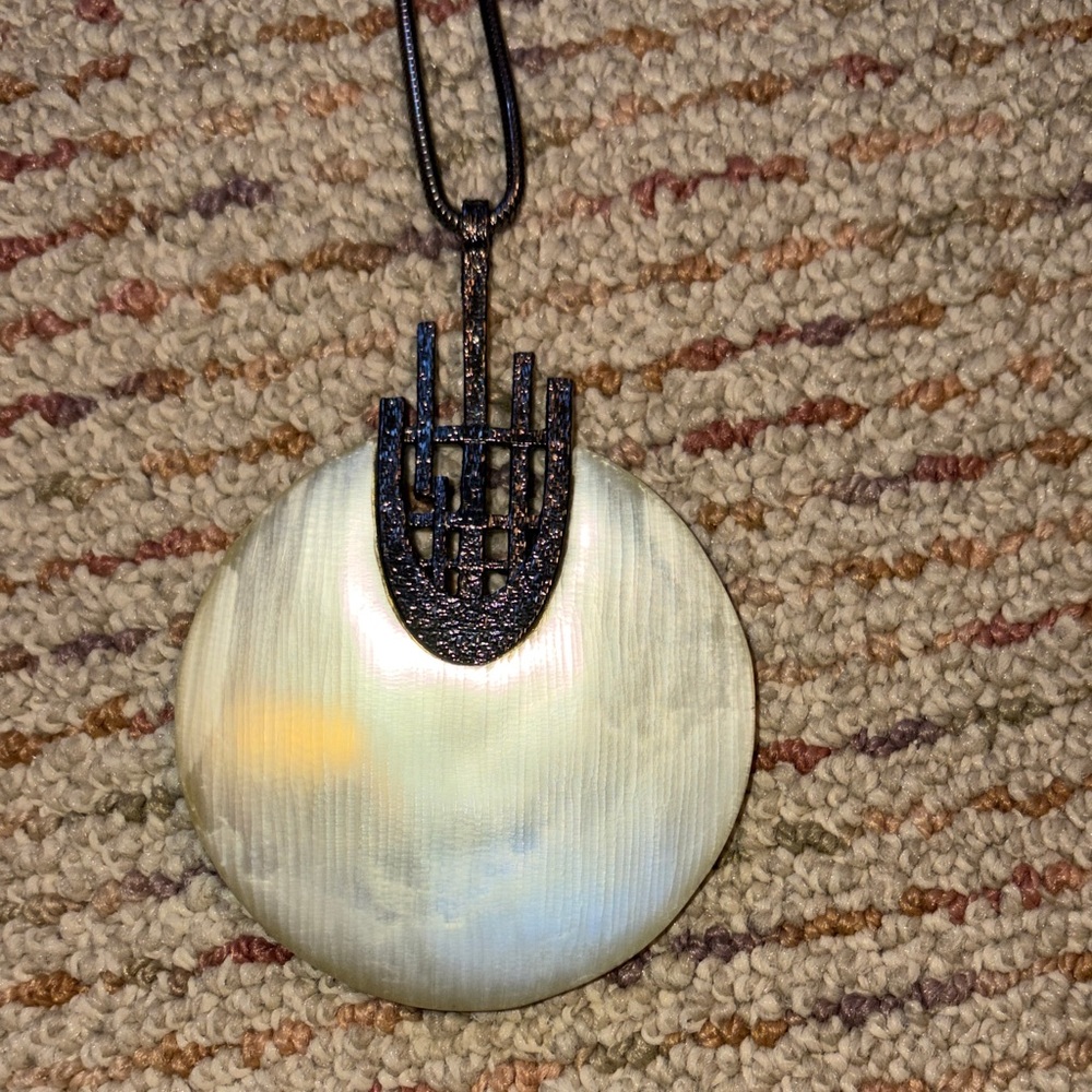Alexis Bittar Silver and White deco Pendant Necklace - Picture 3 of 11